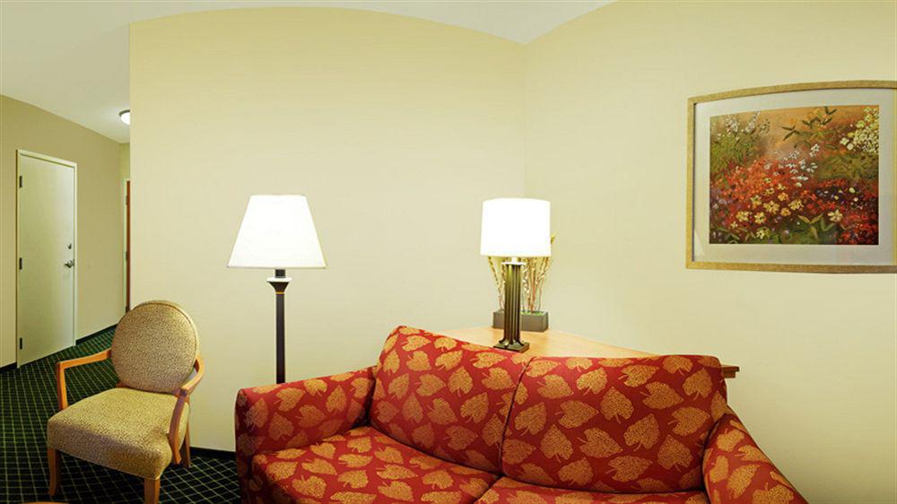 Fairfield Inn & Suites By Marriott Cordele Bagian luar foto
